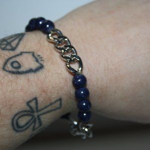 Beautiful silver chain and blue bead bracelet 7"